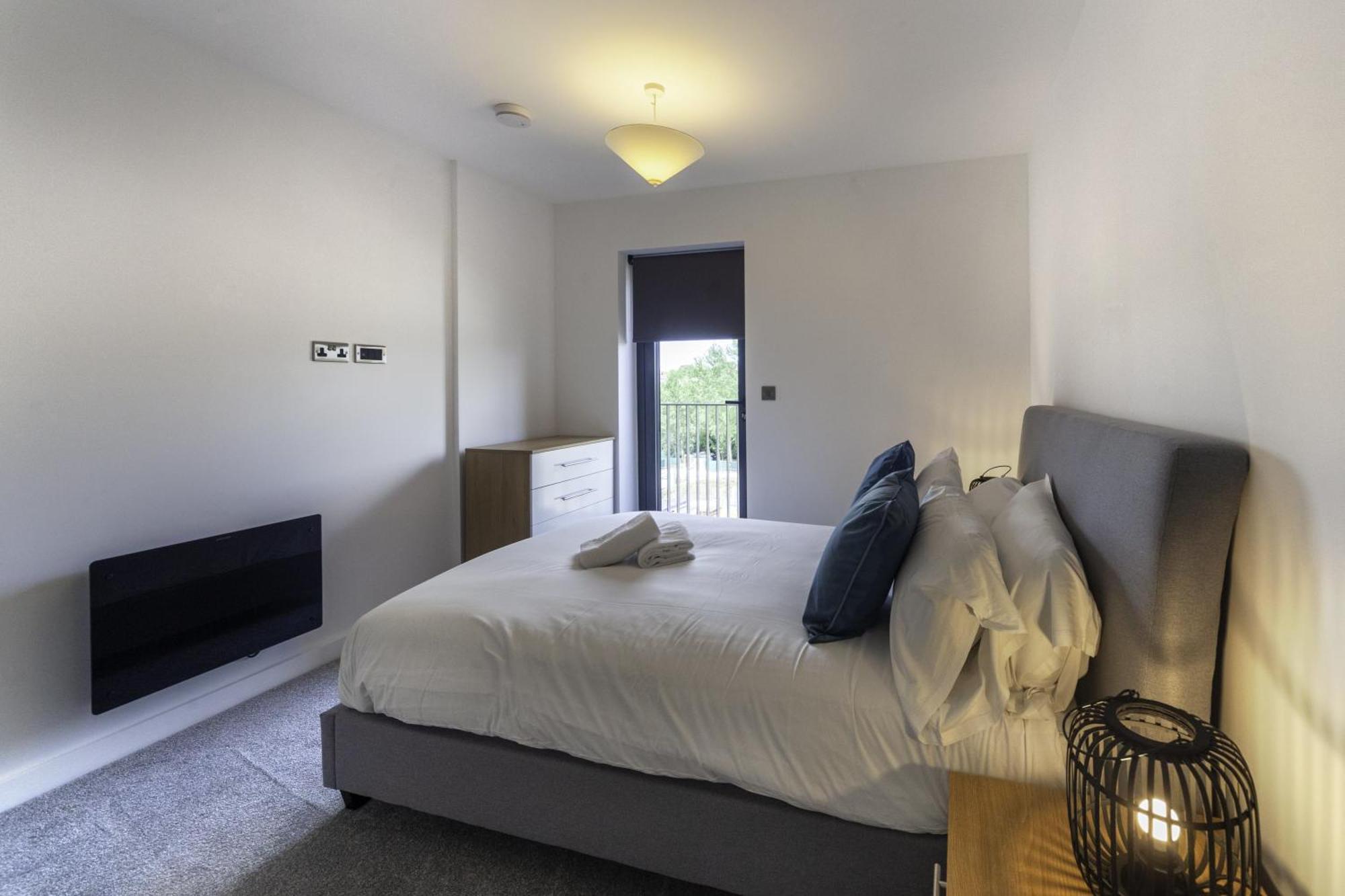 Lovely 2 Bedroom Apartment In Central Ashford Ashford  Exterior photo